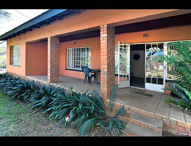 30,515M² SMALLHOLDING FOR SALE IN KYALAMI AH